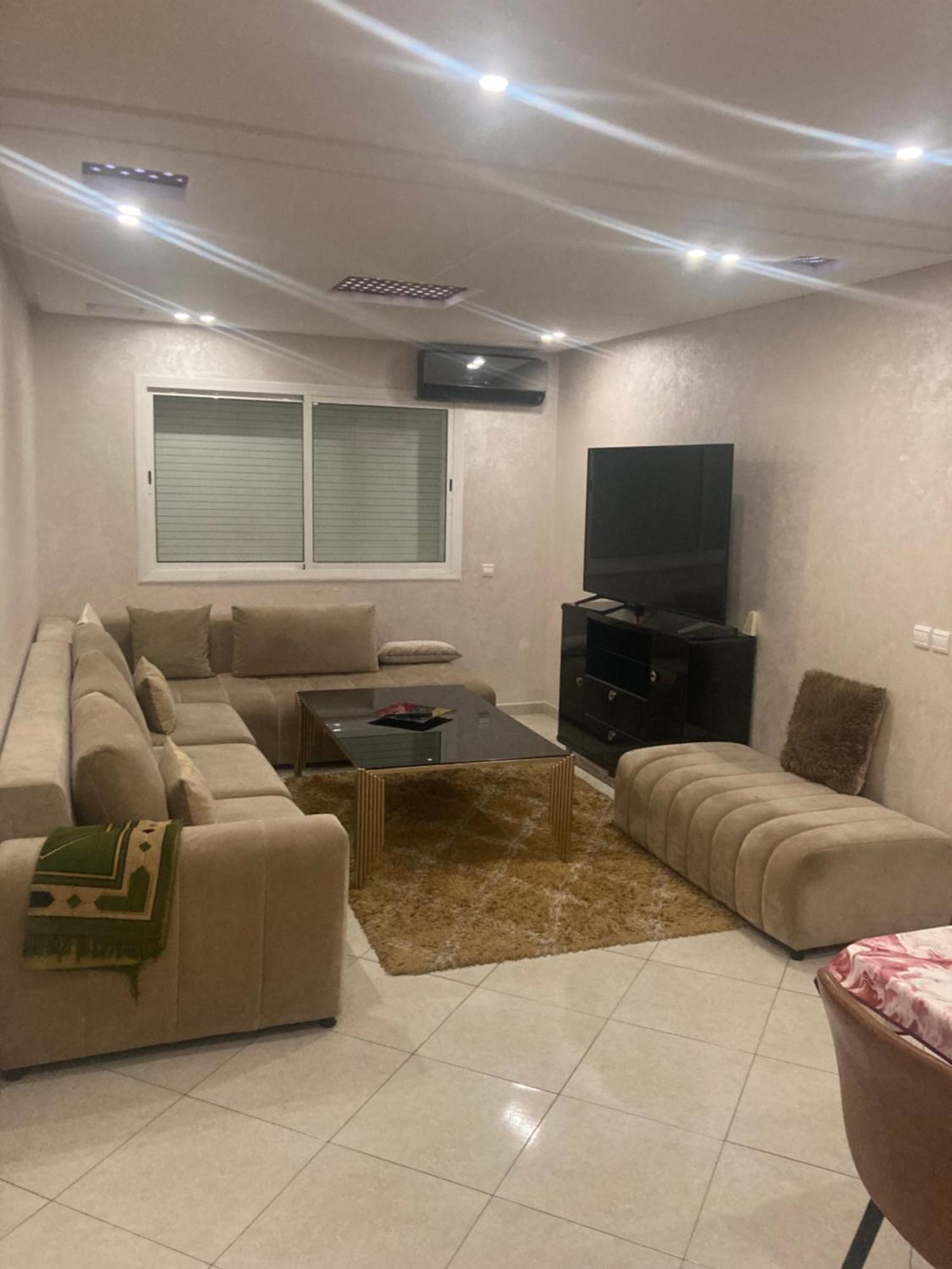 Appartement De Luxe Meuble Centre Ville קניטרה מראה חיצוני תמונה